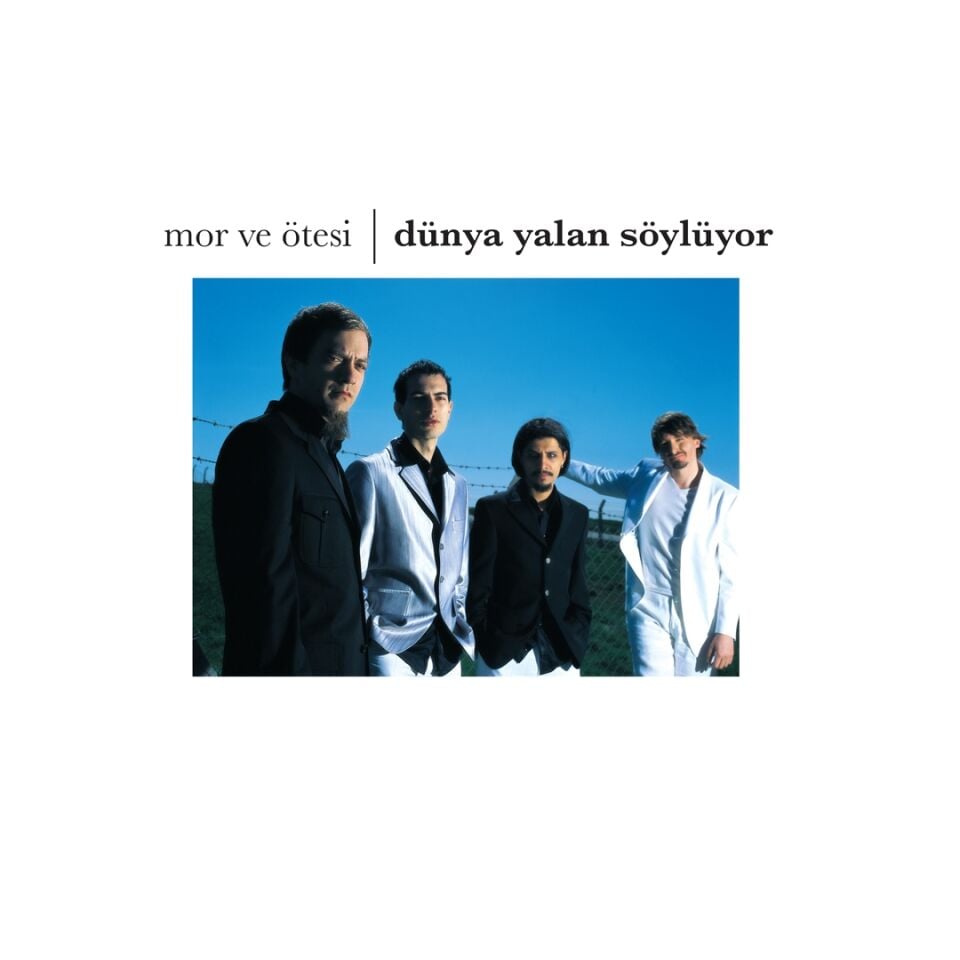 Mor ve Ötesi - Dünya Yalan Söylüyor Plak